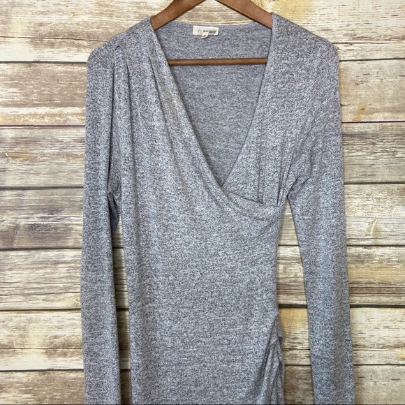 Aritzia Wilfred Free Klum dress size M Grey long sleeve soft - Picture 4 of 8